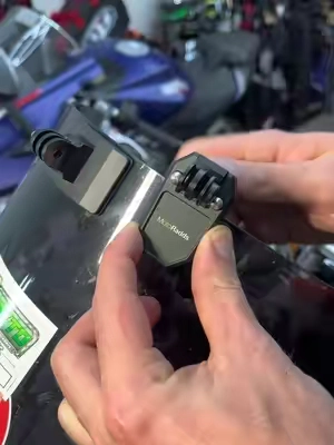 The Edgelock windscreen mount is a mount we all wish was released years ago in the motorcycle community.  #motorcycle #biketok #bikesoftiktok #2wheels #motovlog 