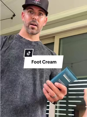 No crusty heels here #drmtlgyskincare #drmtlgy #footcare #footcream #crackedheel 