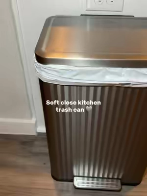 A simple upgrade that makes a big difference.👏🏻  #kitchendecor #kitchentrashcan #homedecor #kitchenessentials #trashcan 