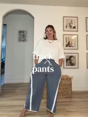 These track pants are the literal cutest! 🤩 #tiktokfashionfinds #TikTokFashion #fyp 