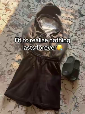#fyp#OOTD#calmfit#fashion 