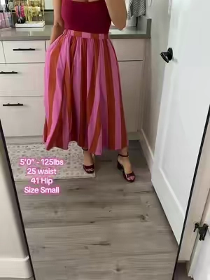 super cute easy to wear floaty skirt with pockets  #flowyskirt #stripes #skirtwithpockets 