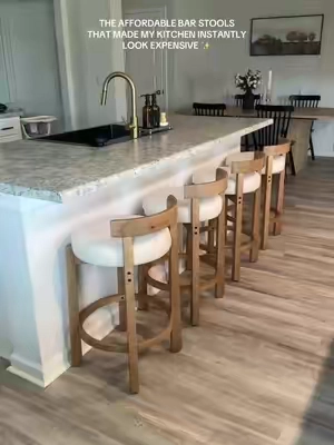 If I could recommend one thing for your kitchen, it’d be these 🫶🏼 #Barstools #Kitchen #HomeDecor #HomeFinds #KitchenDecor 