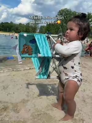 Silla de playa para bebés🤍 #portablechair #chair #disney #baby #toddlersoftiktok 