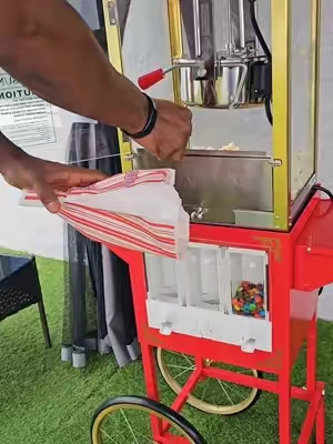 #popcornmachines #popcorn #movienight #kidsparty 