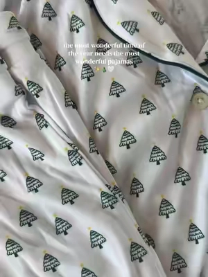 Breathable, soft, stretchy and Christmas tree print 🎄 #comfrt #comfrtpajamas 