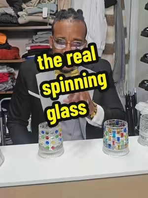 real spinning glass versus cheap spinning glass you get what you pay for cool MF only!! #spinningglass #whiskeyglass #wineglass #360glass  #drinkingglass