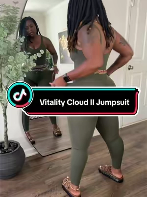 This jumpsuit is soft, stretchy, flattering, and hugs in all the right places without feeling restrictive. Perfect for errands, travel, lounging, or a quick workout. One of those pieces you’ll keep reaching for. Linked in TikTok Shop before your size disappears. ✨ #tiktokshopcreatorpicks #tiktoksummersale #stretchy #vitality  #jumpsuit 