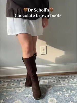 I could wear these boots all day! Soft suede, arch support, and the perfect chocolate brown 🤎 #drscholls #brownboots #suedeboots #chocolatebrown 