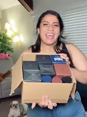 Respuesta a @Patty Barillas  Los tres perfumes más virales acá de todo Tiktok, entre ellos la famosísima bestia negra, con envío gratis hasta la puerta de tu casa #tiktokshopcreatorpicks #tiktokshopsummersale #perfumes #lion #bestianegra 