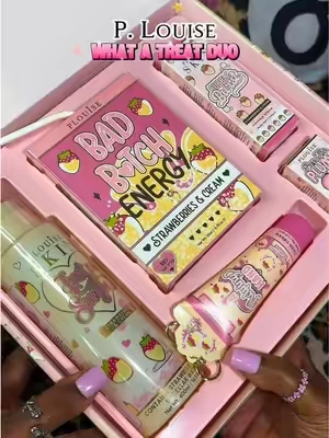 @Plouise USA omgg I’m obsessedddd 😍🍓💗🎀 #plouise #plouisemakeup #makeuptok #plouisejuiceboxes #skincaremakeup 
