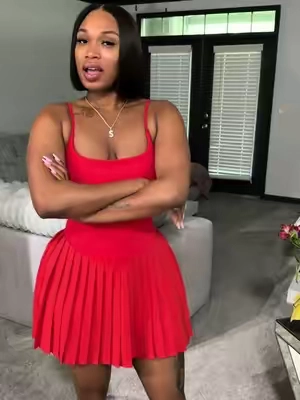(Large, 5’6, 168) #foryoupage #fashioninspo #fashiontiktok #fashion #outfit 