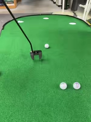 Ball don’t lie. This putter is amazing and so cheap #putter #golfclub #putting #golfing 