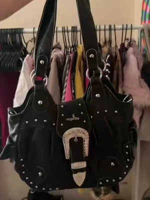 RUNNN #y2kbag #y2k #backtoschool #shoulderbag #angelkissbag 