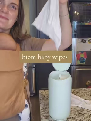 parents, these are the best wipes HANDS DOWN #biom #babywipes #nontoxicwipes #plasticfreewipes #babyessentials 