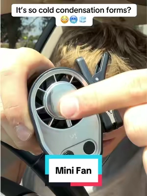 What an awesome gift for summer! #portablefan #minifan #coolinghack #coolinggadget #summermashup 