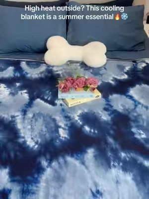 If you wake up uncomfortable at night, you need to check this out. It makes hot summer nights so much easier! 😴#CoolingBlanket#HotSleepers#tiktoksummersale #SleepBetter#cozyhome 