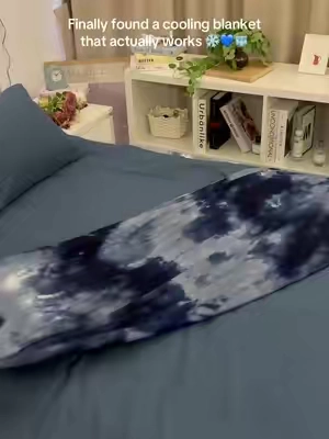 So glad I picked this up. It feels refreshingly cool to the touch and makes sleeping in summer so cozy! #CoolingBlanket#HotSleepers#tiktoksummersale #CozyBedroom#sleepcomfort 