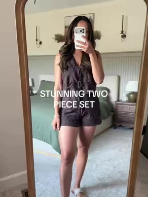 Replying to @allietaylorp wearing size small! how perfect is this set for fall?! 🤎 #twopieceset #falltransitionoutfit #fallstyle #matchingset 