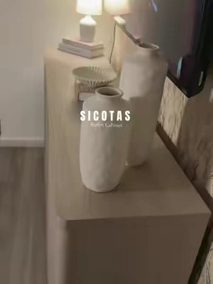 Amando los muebles de mi dormitorio ✨ @SICOTAS #furniture #bedroomdecor #tvstand #homedecor #bedroommakeover 