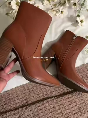 Son tan hermosos estos #botines su tacón es de buen tamaño y no cansa 😱😍 perfectas para los outfits de #fall #otoñoinvierno #fashiontiktok #heels 