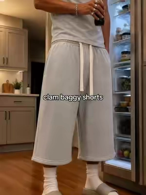 easy daily pair with real shape #baggyshorts #croppedpants #baggysweats #streetwear #xybca 