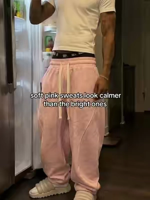 pink but not too loud #sweatpants #baggypants #widelegpants #streetwear #fyp 
