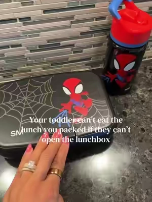 @Simple Modern came out with a toddler friendly bento box that toddlers can actually open themselves #toddlerlunchtime #bentobox #lunchbox #toddlerlunchbox #preschooler 