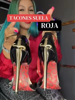 #tacones #taconesaltos #taconessuelaroja #zapatosdemujer #tacones 