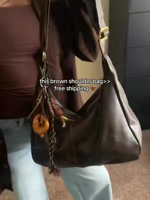 obsessed with this bag🍂 #shoulderbag #bag #brownbag #fashionfinds #tiktokshopcreatorpicks