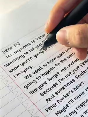 Amazing!🤩I just found an AMAZING juicy pen! Seriously! So GOOD! 😍#spiderman #spiderman2 #spidermannowayhome #pen #stationery 