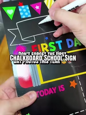 One photo on the first day. One on the last. You’ll treasure both forever. ❤️ #firstdayofschool #backtoschool #schoolmemories #schoolkeepsake #corememories 