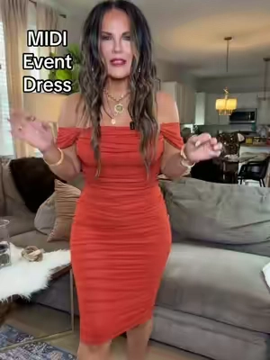 This ruched Bodycon dress has gone crazy on my page. It is like Shapeware with mesh on top. It’s super comfortable and you pull it right on no zippers. ##fyp##dress##eventdress##roucheddress##eventdress