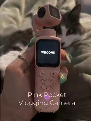 Love love love 🤭 #vlogger #vloggingcamera #viral #pocketcamera #racing 