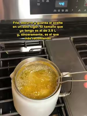 Olla para freír con filtro, olla para guardar aceite, freidora con canasta, olla de acero inoxidable 3.5 L, recipiente para aceite de cocina, colador para aceite, utensilios de cocina, cocina organizada, freír papas, freír pollo. #OllaParaFreír #FreidoraConCanasta #AceiteDeCocina #CocinaTikTok #Ti