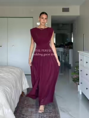 2 dresses in 1 🤌🏼 Elegant, chic, AND comfortable>>> #dress #weddingguestdress #outfitinspo #formaldress #lookforless 