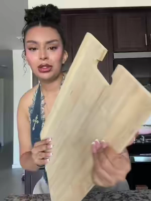 Finally I was able to upgrade cutting boards! Don’t laugh at me lol!  #cuttingboard #charcuterieboards #charcuterie #tiktokshopcreatorpicks #tiktoksummersale @Kikcoin Kitchen 