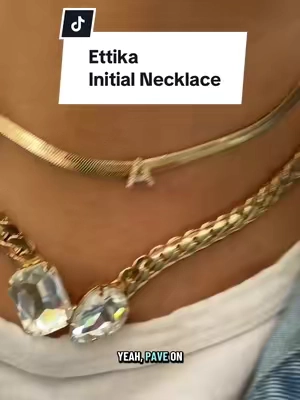 Simple, personal, and perfect on its own or layered. #everydaystyle #initialnecklace #personalizedjewelry #everydayjewelry #necklacestack 