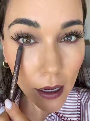 24HR waterproof eyeliner for bold, long-lasting definition. 💜 #PersonaCosmetics @Persona Cosmetics #WaterproofEyeliner #EyeMakeup #ChocolateEyeliner #TikTokShopFinds