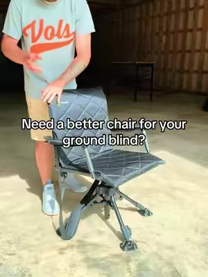 This TideWe hunting chair swivels 360 degrees silently, has adjustable height, extendable legs, and ball joint pivot feet for uneven ground. Really solid setup for hunting out of a blind. #tidewe #huntingchair #groundblind #deerhunting #huntinggear 