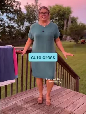 Perfect casual tshirt dress. #dress #casualdress #teacheroutfit #momoutfit #womensfashion 