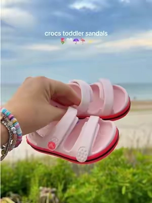 Well these are adorable. #crocs #toddlermom #crocsforkids #kidscrocs #crocsandals @Crocs 