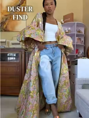 Akira gave the girls another color of their brocade duster!! It’s so cute! This one is in the lemon drop color 💖 Jeans: Kai collective Bag: Kate spade #fashiontiktok #couturefashion #fashiontok #statementpiece #outfitinspo 