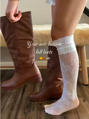A fall girly & her boots 🤎 #fallboots #ridingboots #coutgo #kneehighboots #fallfashiontrends 