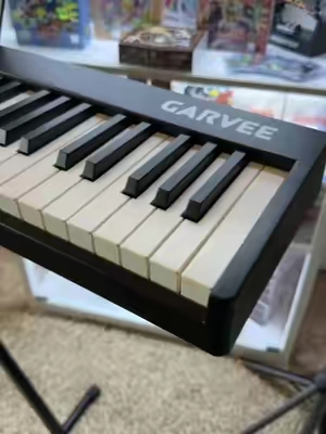 Garvee 88 semi weighted keys piano. Perfect for a kid wanting to learn how to play without having to break the bank. #piano #keyboard #garvee #foldablepiano #tiktokshopsummersale 