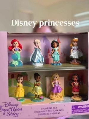 Every princess-loving kid needs this set ✨👑 These adorable Disney princess figures are perfect for imaginative play, story time adventures, and adding a little magic to every day. @Disney Store #disney #disneyprincess #princess #disneystore #giftsforkids 