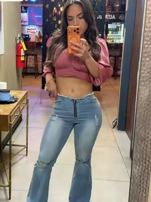 Respuesta a @𝕷 𝖚 𝖕 𝖎 𝖙 𝖙 𝖆🍓🎙🌻 #jeans #lowrisejeans #stretchyjeans #flarejeans #tiktokshopsummersale 