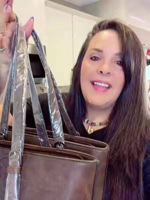One of my favorite bags of all time and you’re getting a second bag for free! #MontanaWest #ToteBag #concealedcarry #WomensBag #Purse @Rustic Charm Bootic 