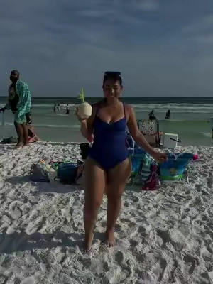 I recommend it sm 🥰 #forthegirls #musthaves #Summer #swimsuit #girlies 