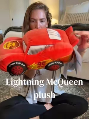 If your little one is obsessed with Cars, this Lightning McQueen plush is about to become their new favorite cuddle buddy. Soft, adorable, and the perfect size for bedtime, road trips, or movie nights. ❤️🏁 @Disney Store #lightningmcqueen #cars #cars2 #disney #disneystore 